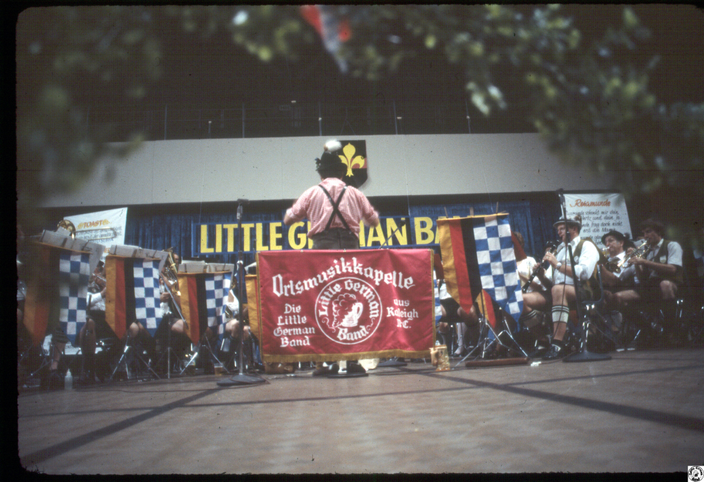 1978 Oktoberfest 14 LGB on stage.jpg